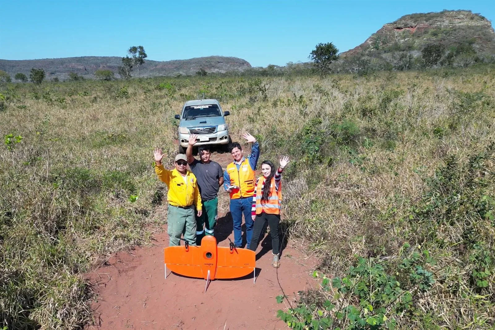 Equipo de Firehawk monitoreando el área sensible de El Portón para prevenir incendios forestales