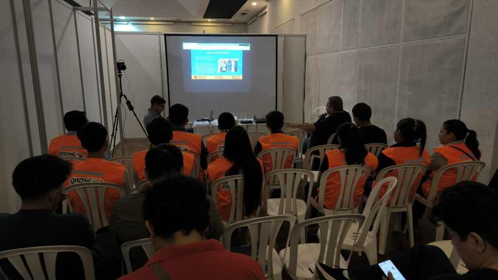 Presentación de Flying Labs en ExpoDron 2024